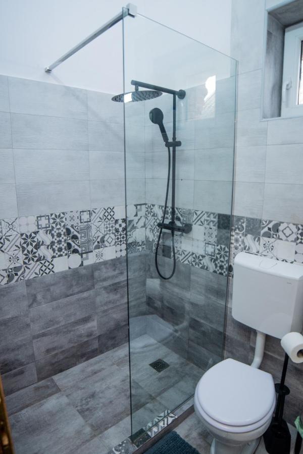 Apartament Luxor Lägenhet Turda Exteriör bild